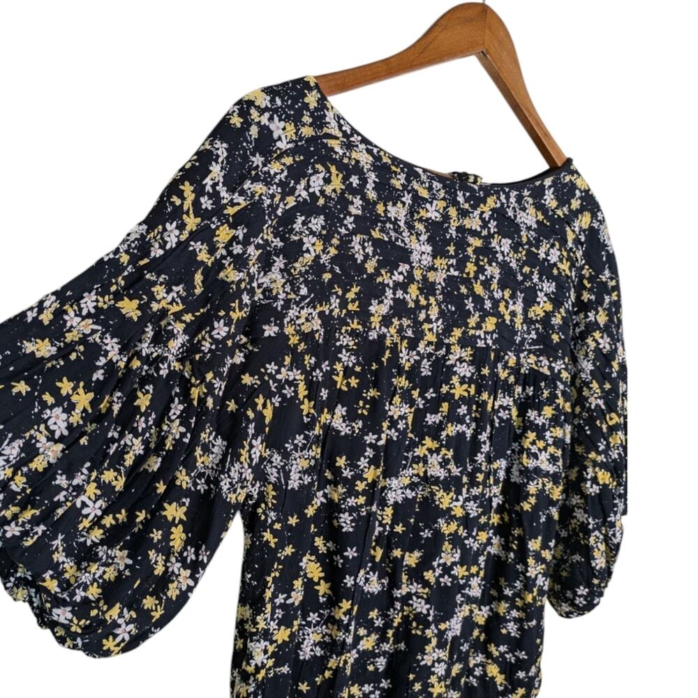 NEW Free People Dessa Bodysuit Top Medium Floral Pleated Puff Sleeve Romantic